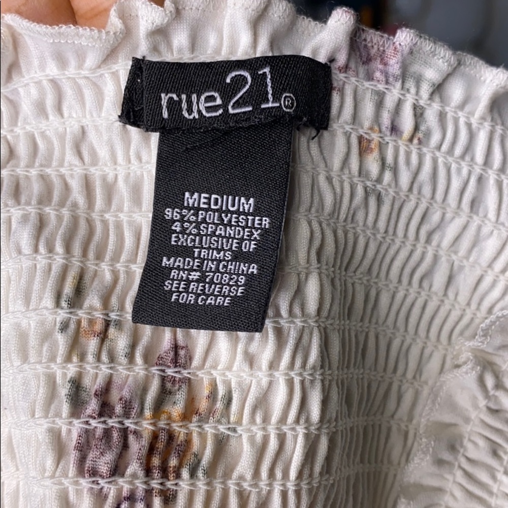 Floral Ruffled Tube Top - Picture 3 of 3